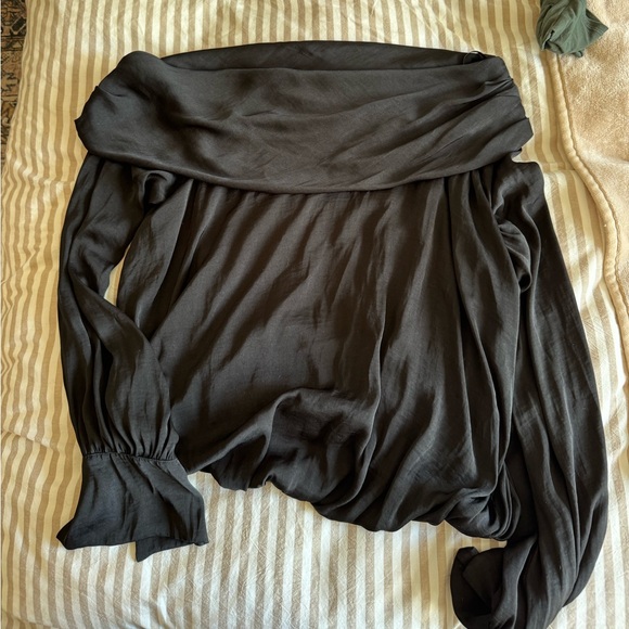 Free People Black Jenna Off the Shoulder Top - Picture 4 of 9